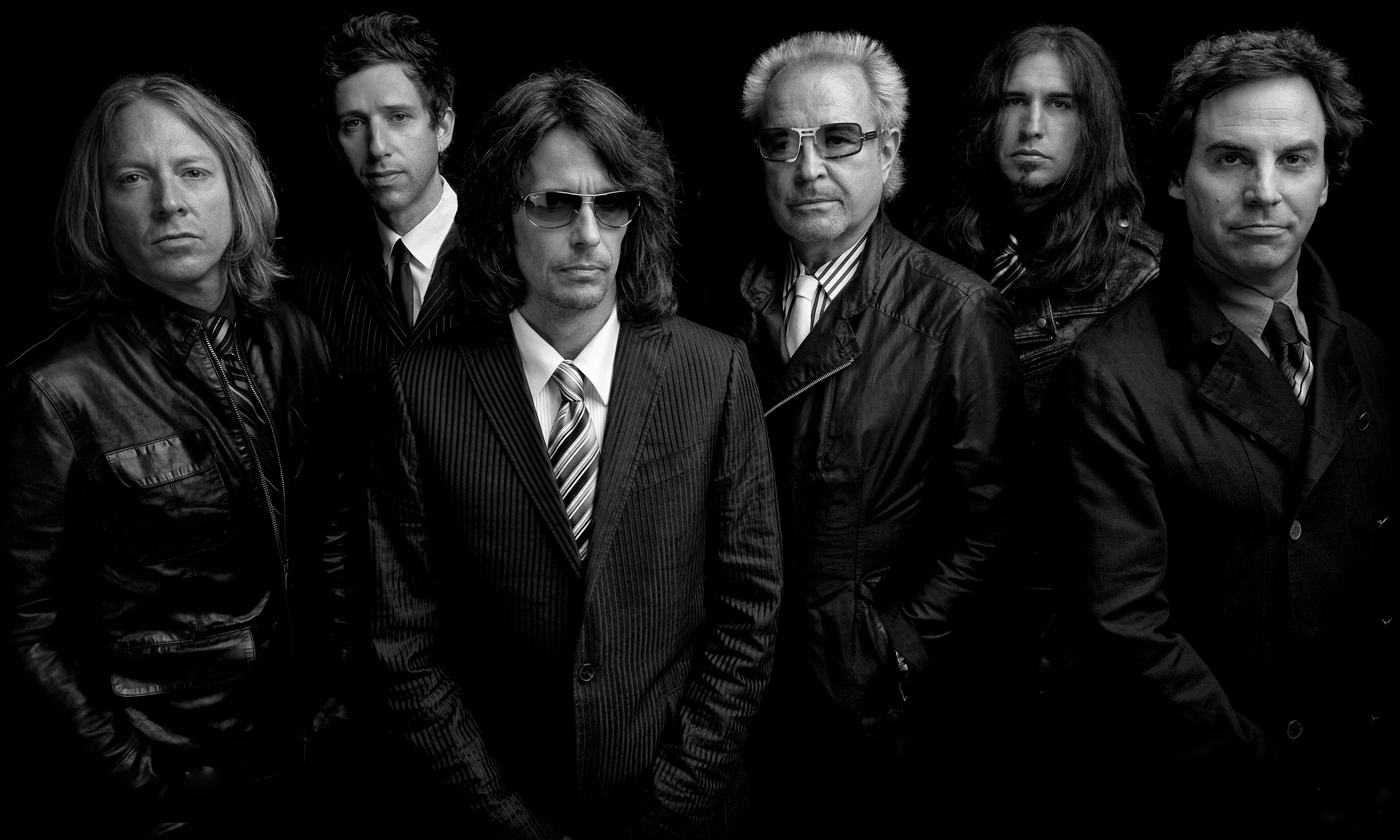 Foreigner29July689V2web_ready